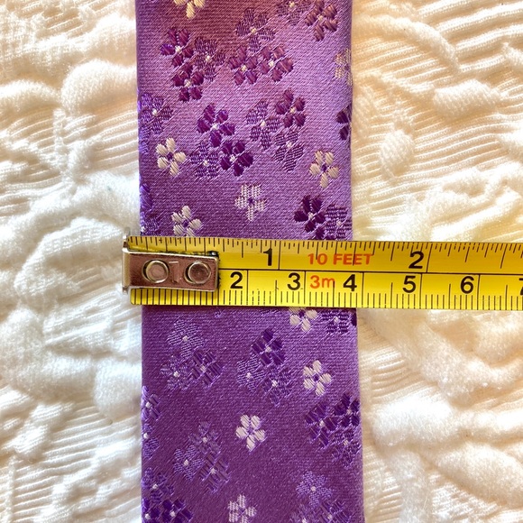 Men’s ‘Arrow’ Tie - Picture 6 of 8